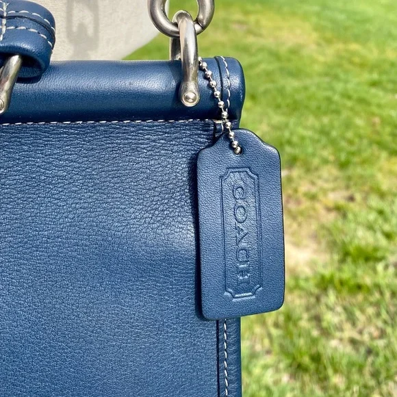 Coach Willis bag in royal blue with nickel hardware - Picture 14 of 15